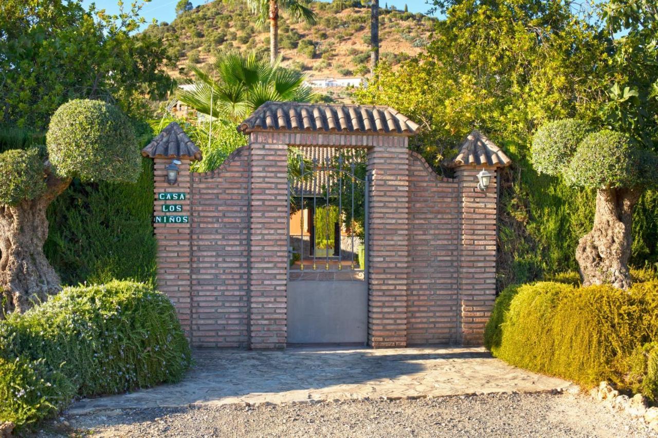 Ninos Country house